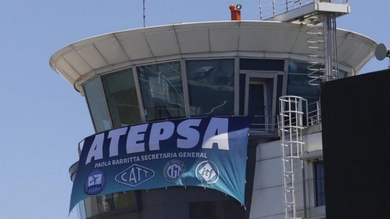 Vuelve el conflicto con el gremio de controladores aéreos