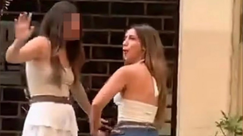 Abogada argentina detenida en Brasil por gestos racistas a la salida de un bar