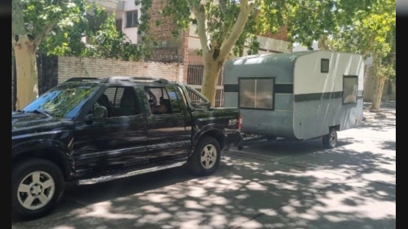 Asaltaron a una familia de turistas en Mar del Plata: se llevaron la casa rodante con dos niños adentro