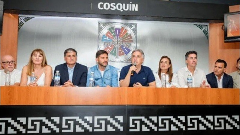 Llaryora valoró la visita de Milei a Jesús María: “Defender la cultura no es un capricho”