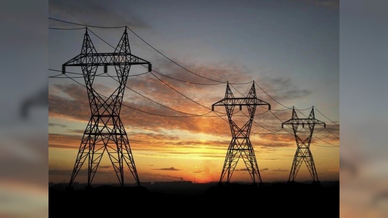 El Gobierno prorrogó la emergencia energética en gas hasta fines de 2027 y busca privatizar la importación de GNL