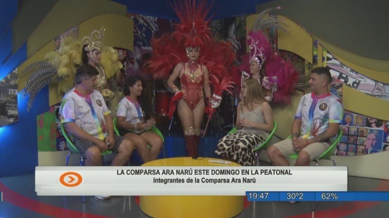 La Comparsa Ara Narú dijo presente en la Peatonal de este domingo