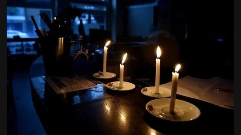 En medio de la ola de calor, hay más de 16 mil usuarios sin luz en el AMBA