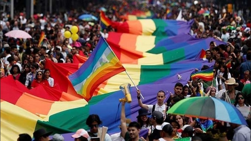 Preocupación por un presunto hecho de discriminación contra una mujer trans en un local nocturno de San Francisco