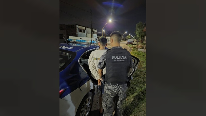 Aprehendieron a un joven por violar una medida de restricción en barrio La Milka