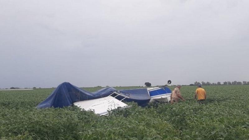 Un piloto resultó herido tras la caída de una avioneta en zona rural