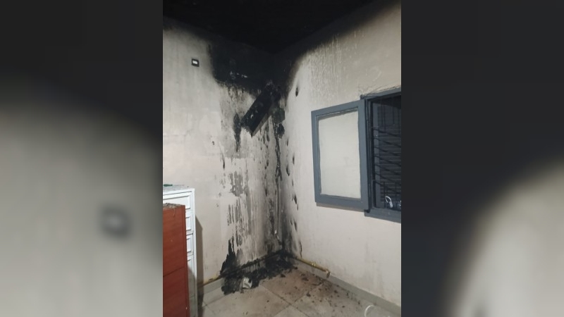 Incendio en una vivienda de barrio Bouchard: se prendió fuego un aire acondicionado