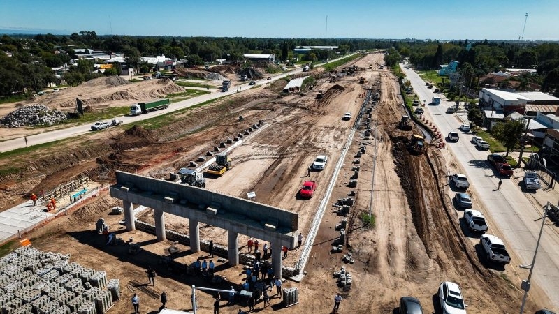 Río Cuarto: Llaryora supervisó el avance de la obra de la Circunvalación