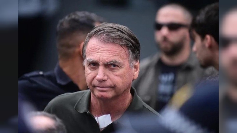 Bolsonaro sigue en terapia intensiva, pero muestra una mejoría en su función renal