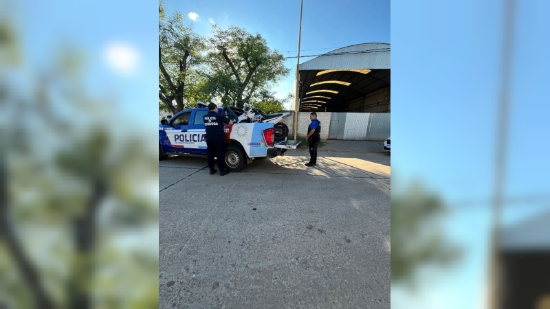 Un hombre fue aprehendido por el robo de una motocicleta y portación de arma blanca