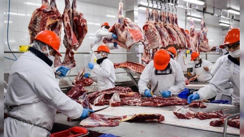 La carne trepa 67% en un año y empuja a la inflación: los cortes que más subieron