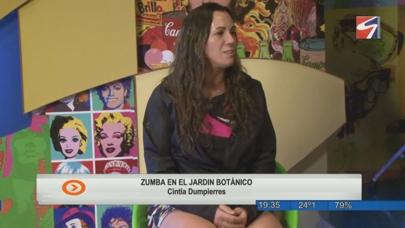 Clase de zumba en el Jardín Botánico por el Mes de la Mujer