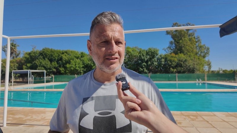 “Olas de Aprendizaje”: el proyecto que acerca a los jóvenes a la natación