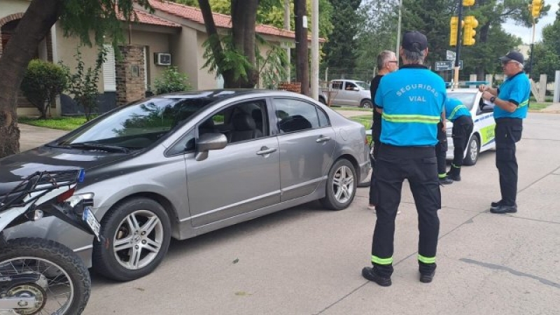 Un vehículo fue retenido por trabajar como UBER sin la habilitación correspondiente