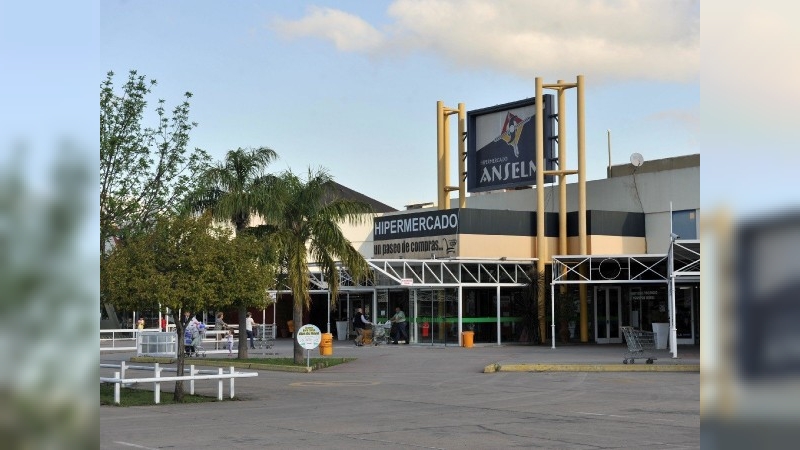 Comunican horarios especiales por Semana Santa en supermercados locales
