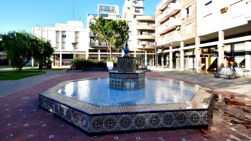 Se puso en marcha la fuente de la plazoleta Rincón Español
