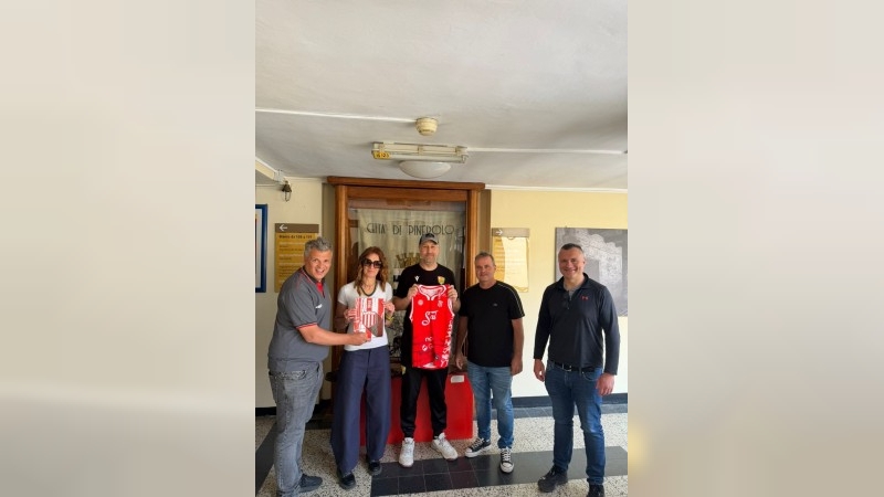 San Francisco y Pinerolo fortalecen su hermanamiento con un histórico acuerdo deportivo y cultural