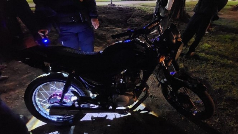 Operativos nocturnos en San Francisco: seis motos retenidas por infracciones