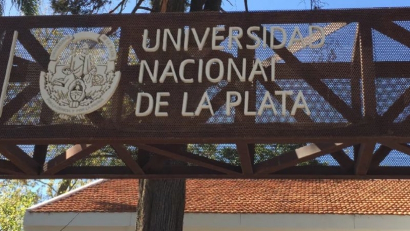Horror en La Plata: encontraron a una beba muerta en la Facultad de Arquitectura
