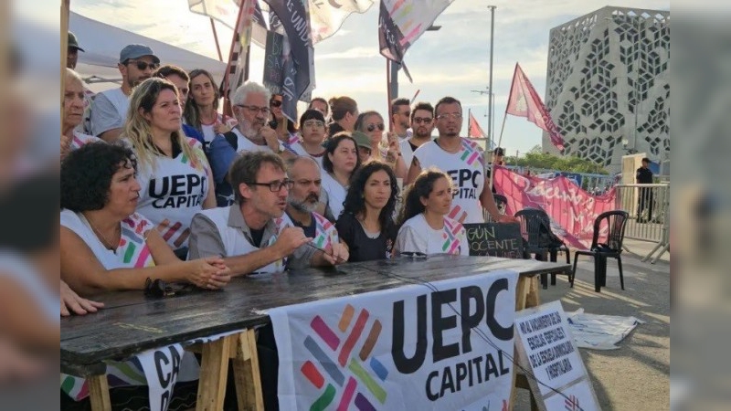 UEPC Capital rechaza la propuesta de Martín Llaryora y podría voltear la cuarta oferta