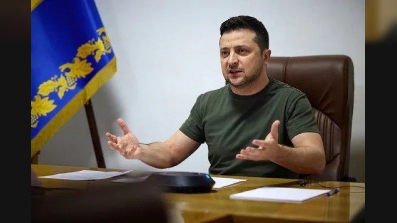 Zelenski dispuesto a celebrar nueva fase de diálogo con Rusia en Azerbaiyán