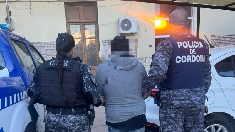 Incumplió una restricción y terminó detenida en barrio Parque