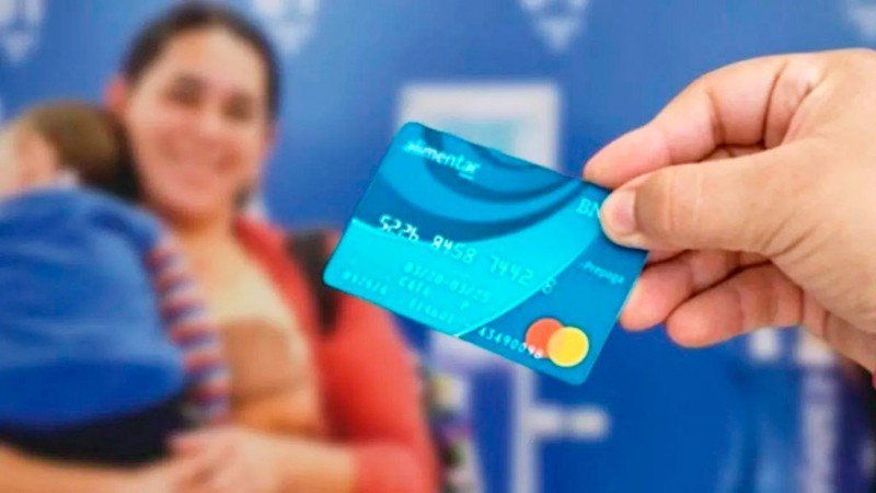 El Gobierno aumentó 38% el Plan Alimentar: cuánto cobrarán las familias desde mayo de 2026