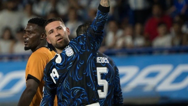 La Selección argentina debuta con equipo completo: la amnistía de FIFA permite que Otamendi juegue ante Argelia
