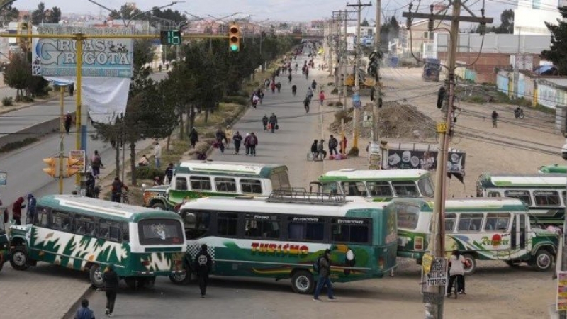 El gobierno boliviano exigió el cese de los bloqueos en La Paz