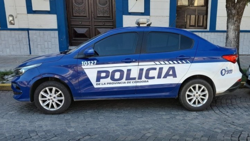Detuvieron a un hombre acusado de intentar robar una garrafa de un carro de comidas