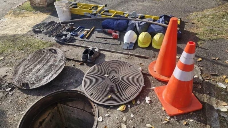 Se hicieron pasar por operarios y robaron cables de una cámara subterránea: tres detenidos