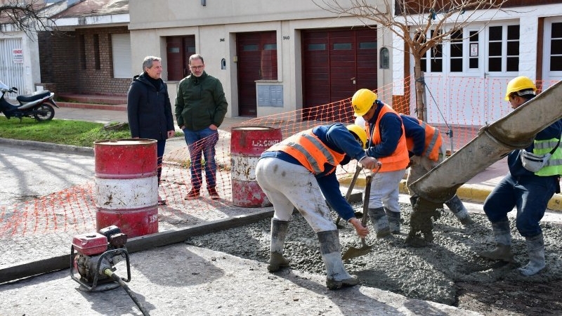 Avanzan los trabajos de bacheo y mantenimiento sobre avenida Libertador Norte