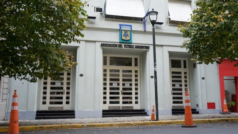 La Justicia avaló el cambio de domicilio de la AFA a la provincia de Buenos Aires y declaró nula la designación de veedores
