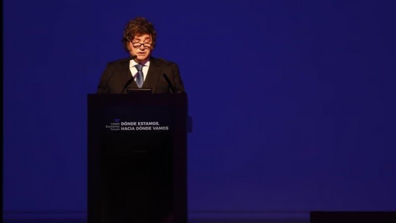 El Gobierno busca retomar la iniciativa y cambiar el eje con Ravier